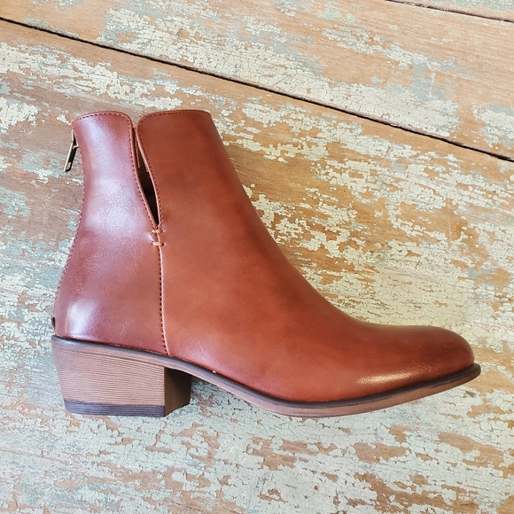 New Whiskey Booties - Picture 2 of 2